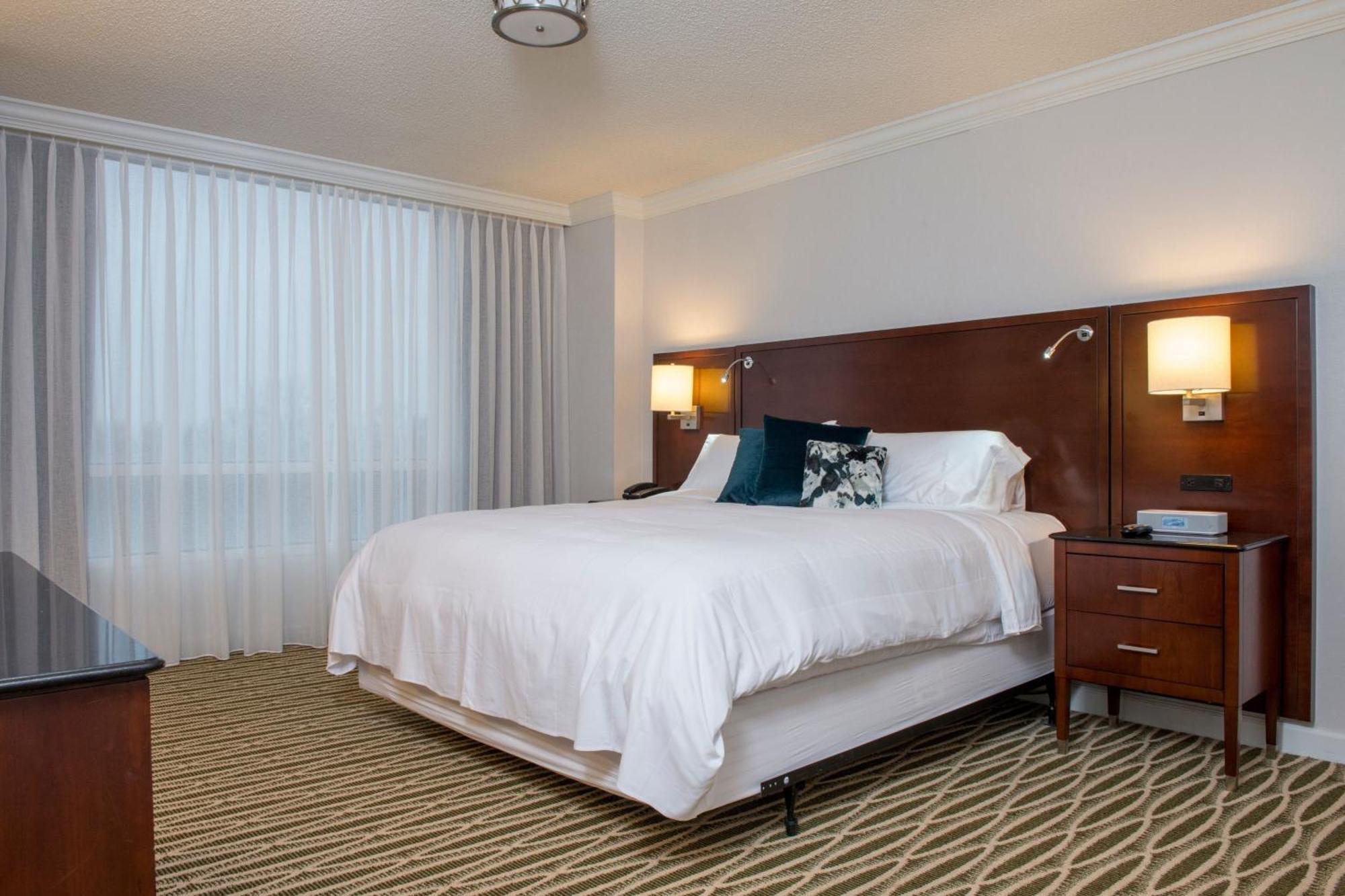 King Room,1706178337:JPEG